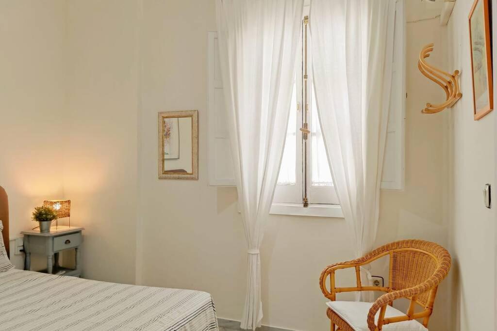 Homeyseville-duplex Con Terraza Santa Cruz 5 Pax, Parking Optional Appartement Séville